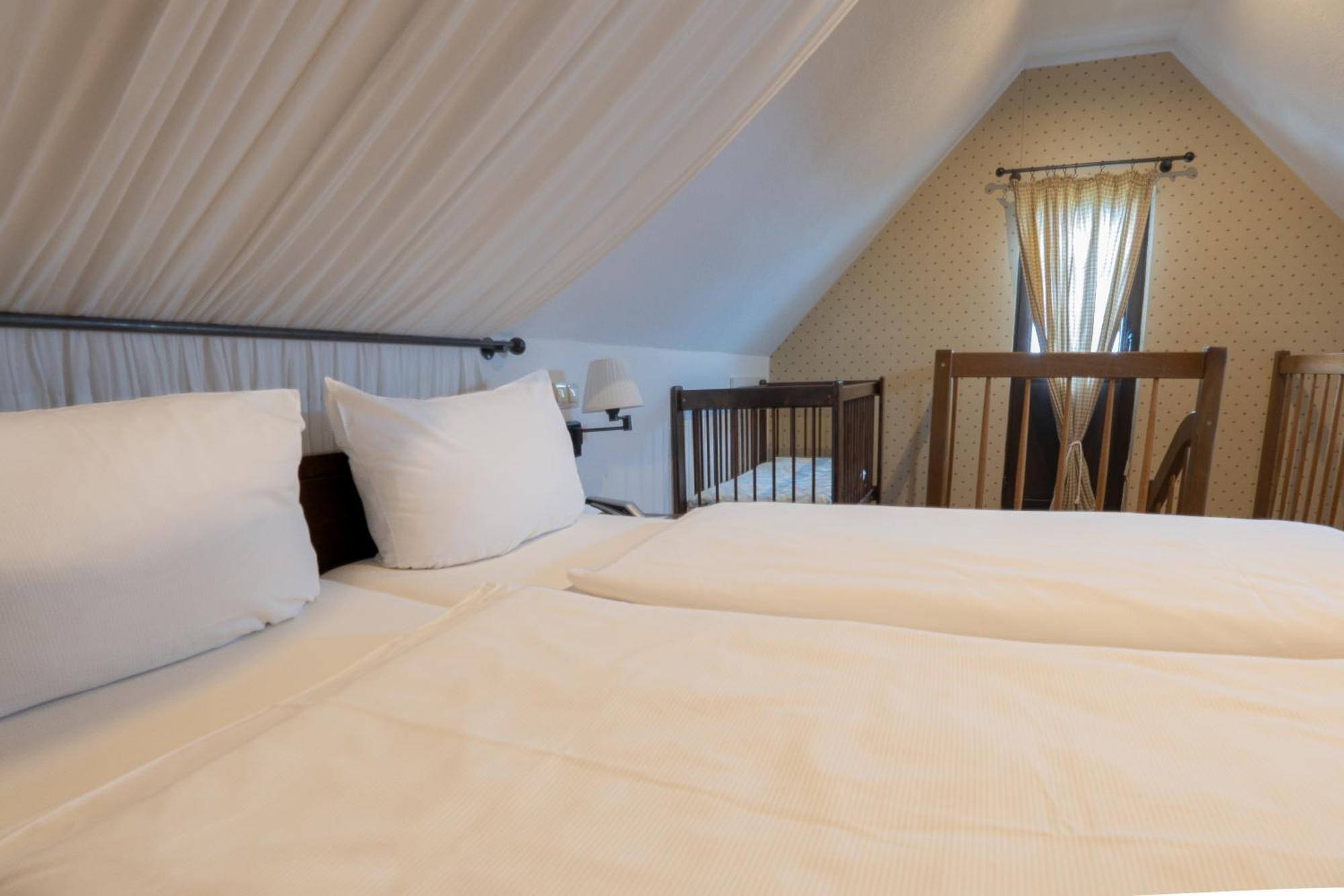 Burg Windeck ***S Hotel บึล ห้อง รูปภาพ