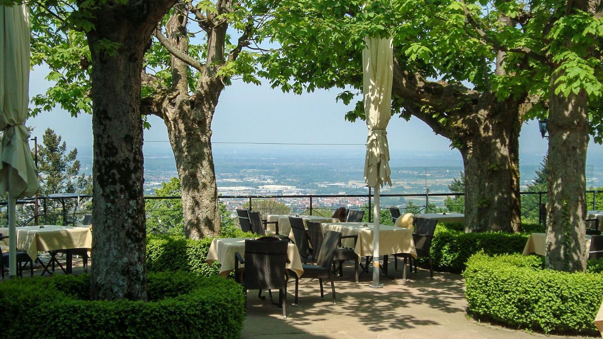 Burg Windeck ***S Hotel บึล ภายนอก รูปภาพ